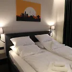 Moaline Apartments, Free Parking