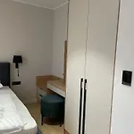 Moaline Apartments, Free Parking