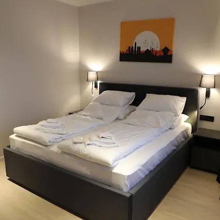 Moaline Apartments, Free Parking *