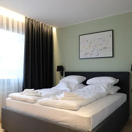 Moaline Apartments, Free Parking *