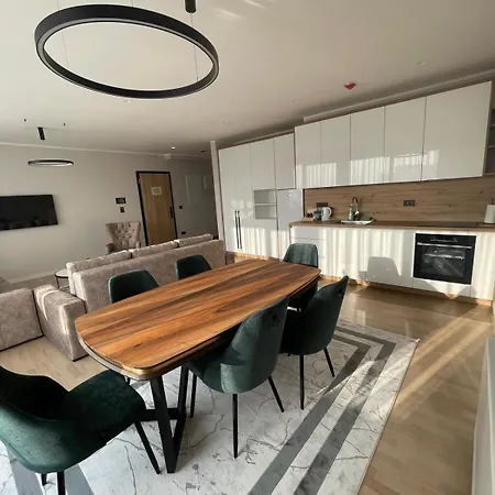 Moaline Apartments, Free Parking *
