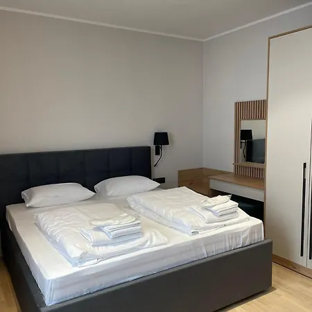 Moaline Apartments, Free Parking