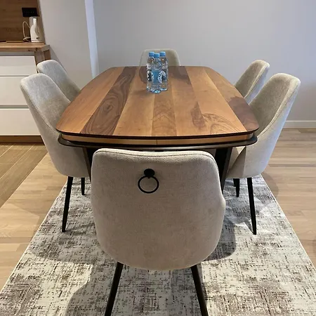 Moaline Apartments, Free Parking Apartment *