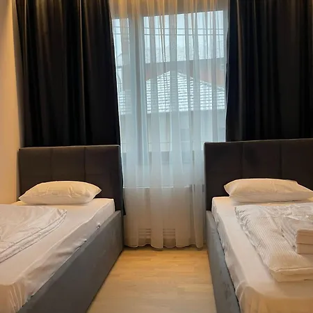 Moaline Apartments, Free Parking *