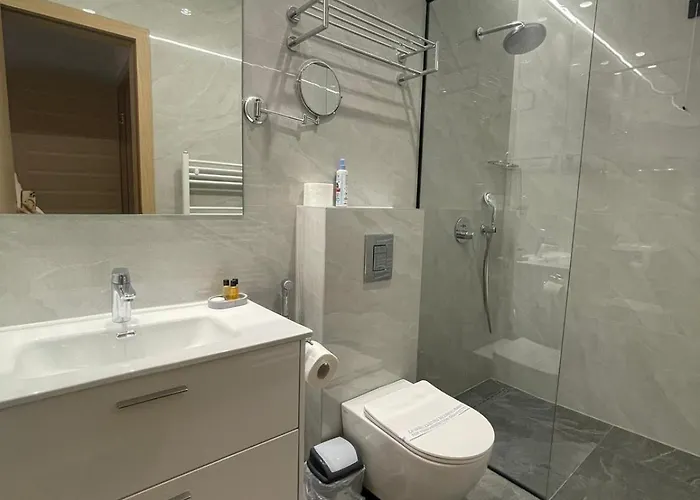 Moaline Apartments, Free Parking *